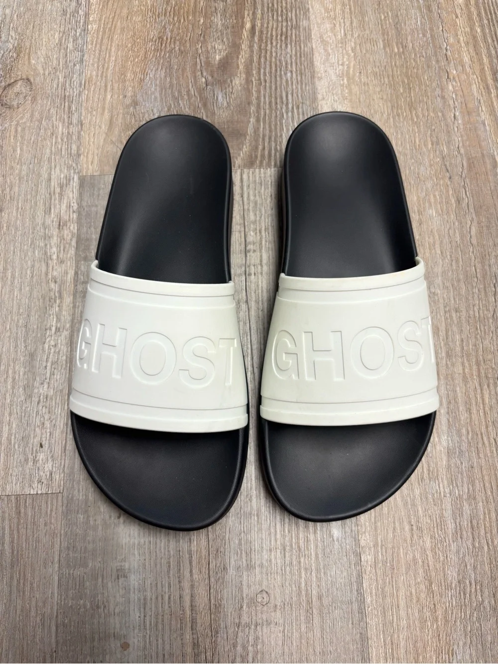 GHOST Golf Embossed Slide Sandals